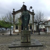 Valenca - statue and church