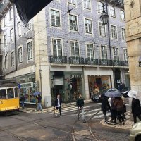 Lisbon-tram-scene
